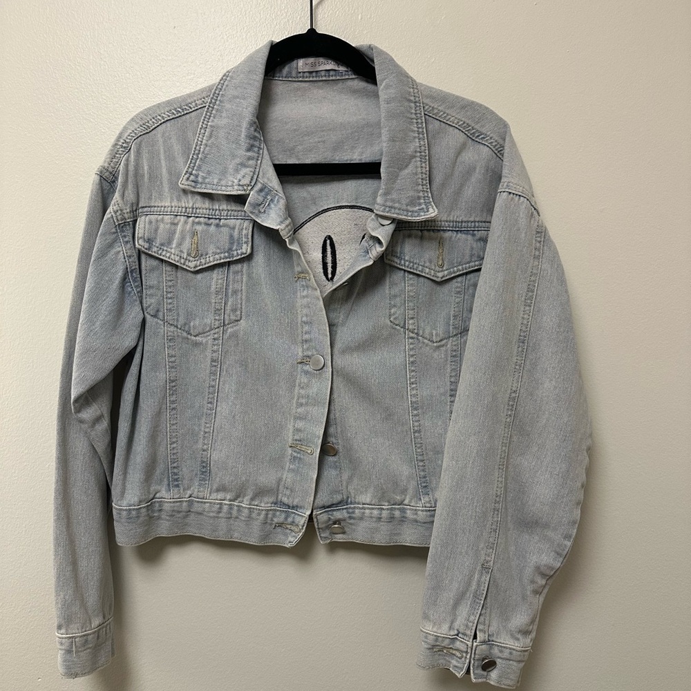 Light Wash Cropped Oversized Denim Jacket